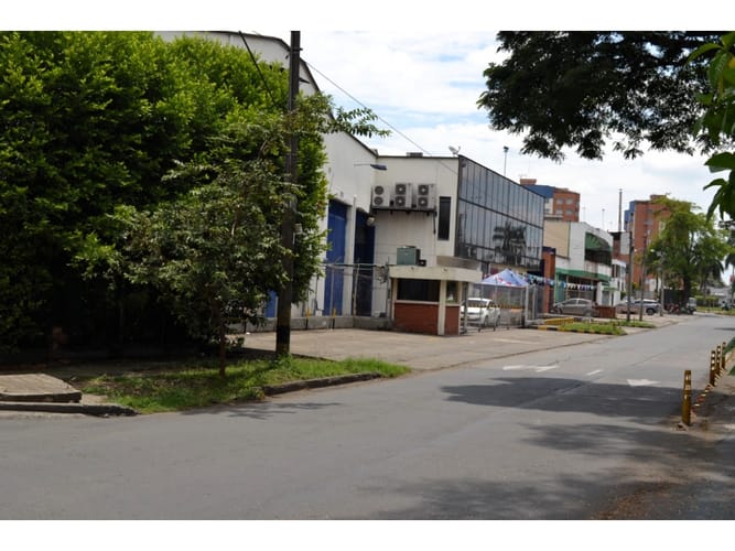 Bodega en arriendo en Zona Industrial, Cali, 3027 m² · foto 22 de 24