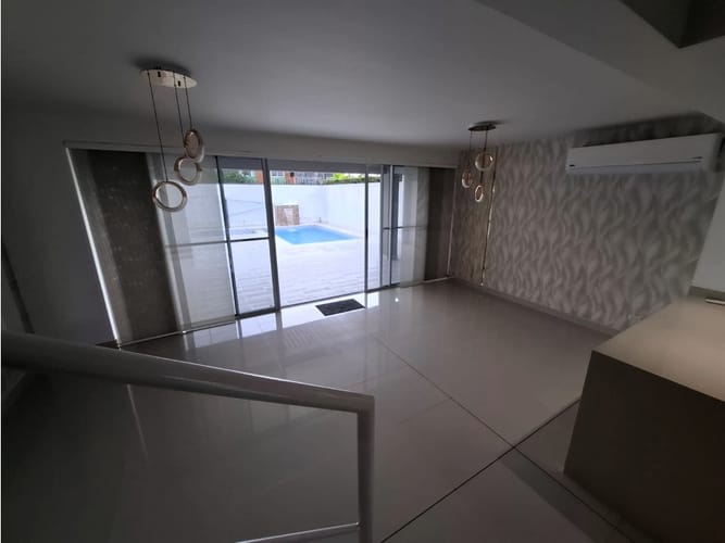 Casa de 4 alcobas en venta en Alfaguara, Jamundí, 302 m² · foto 13 de 24