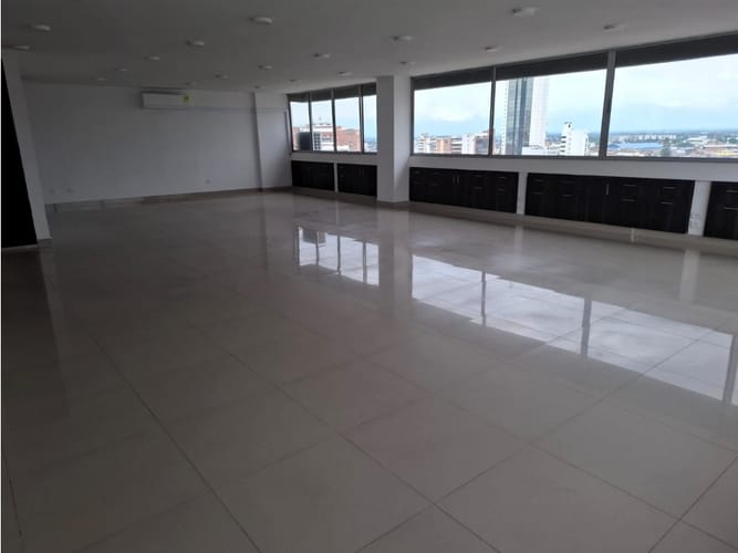Oficina en arriendo en Granada, Cali, 126 m² · foto 3 de 14