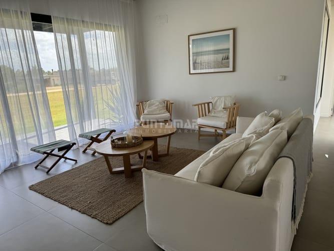 Casa en venta y alquiler en Barrio El Quijote · Photo 4