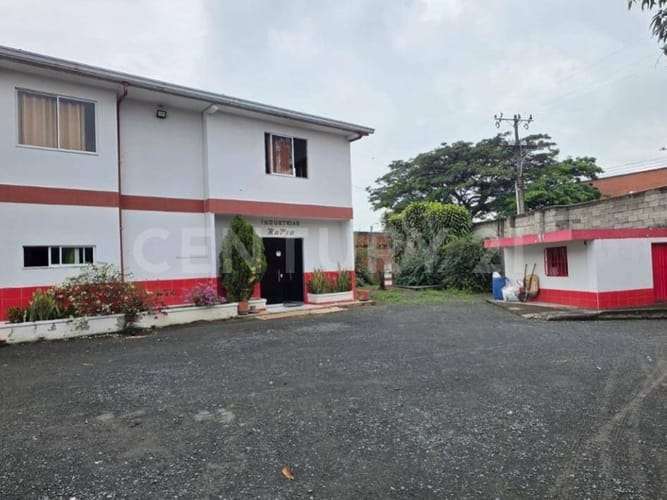 Bodega en venta en Acopi, Yumbo, 1500 m² · foto 2 de 10