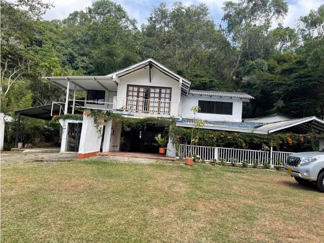 Finca en venta en Las Nieves, Cali, 500 m² · foto 3 de 24