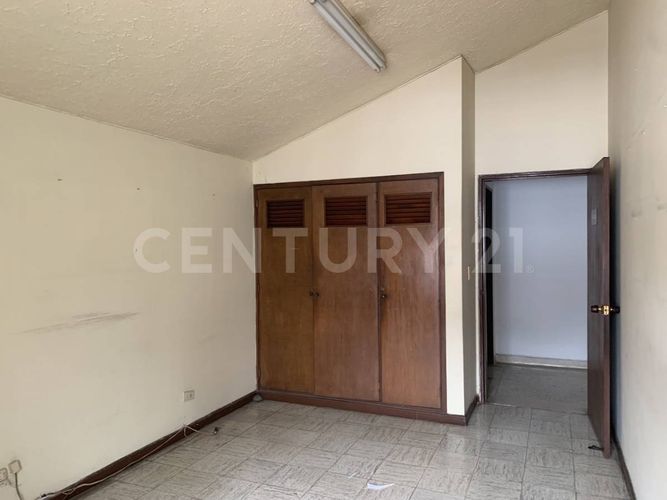 Casa de 3 alcobas en venta en Santa Rita, Cali, 525 m² · foto 14 de 17