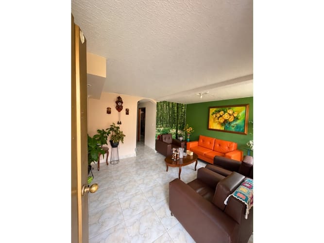 Casa de 5 alcobas en venta en Maraya, Pereira, 137 m² · foto 2 de 21