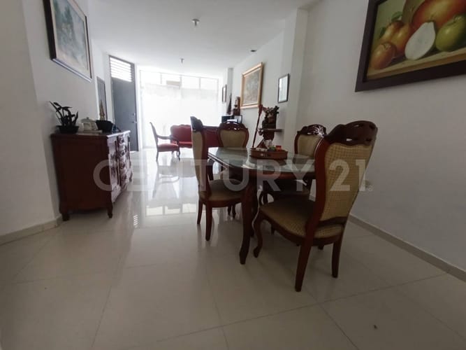 Casa de 3 alcobas en venta en La Rochela, Villavicencio, 130 m² · foto 8 de 24