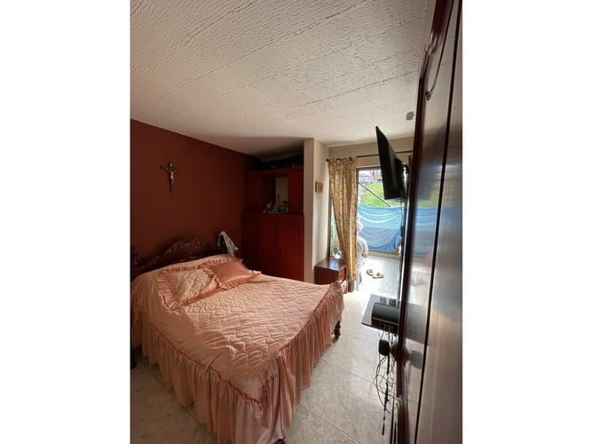 Casa de 5 alcobas en venta en Maraya, Pereira, 137 m² · foto 8 de 21