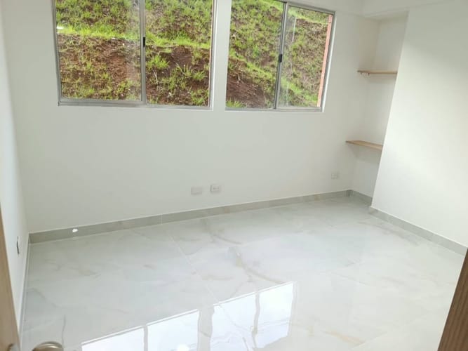Apartamento de 2 alcobas en arriendo en Laureles, Medellín, 60 m² · foto 7 de 12
