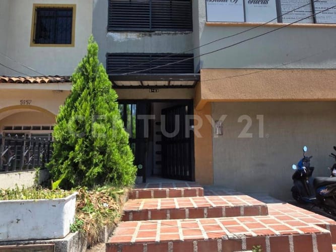 Oficina en arriendo en 3 De Julio, Cali, 300 m² · foto 2 de 13