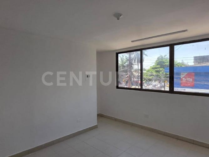 Oficina en arriendo en 3 De Julio, Cali, 300 m² · foto 3 de 13