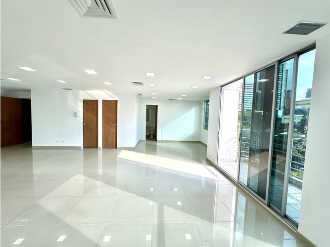 Oficina en arriendo en Milla De Oro, Medellín, 78 m² · foto 3 de 11