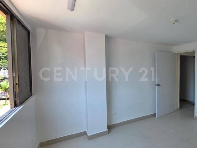 Oficina en arriendo en 3 De Julio, Cali, 300 m² · foto 9 de 13