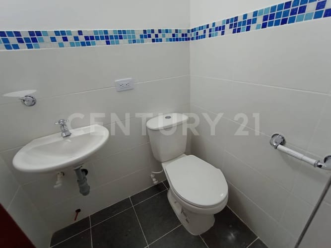 Oficina en venta en San Fernando Viejo, Cali, 40 m² · foto 4 de 6