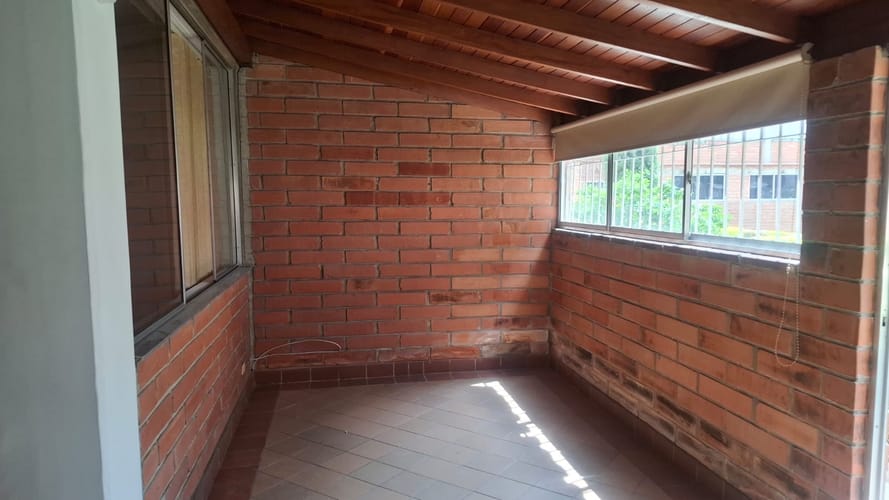 Apartamento de 1 alcoba en arriendo en La Mota, Medellín, 40 m² · foto 2 de 8