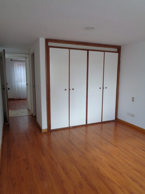 Casa de 3 alcobas en arriendo en Lagos De Torca, Bogotá, 122 m² · foto 2 de 9