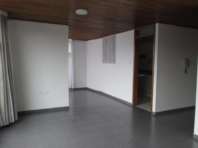 Apartamento de 3 alcobas en venta en Marsella, Bogotá, 85 m² · foto 5 de 21