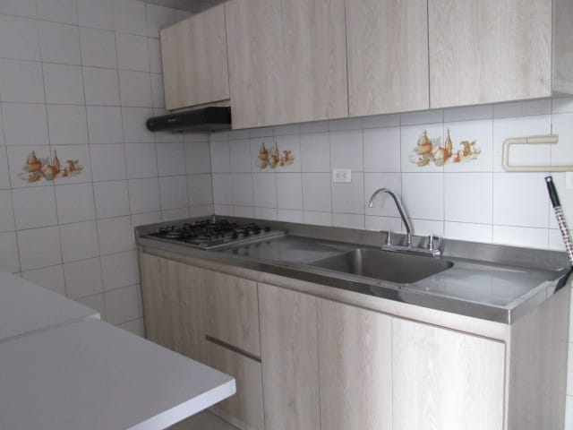 Apartamento de 3 alcobas en venta en Marsella, Bogotá, 85 m² · foto 8 de 21