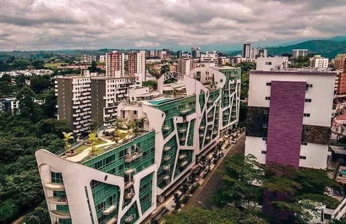 Apartamento de 2 alcobas en arriendo en Cr. Bosques De Palermo, Armenia, 75 m² · foto 2 de 18