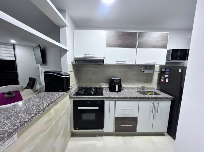 Apartamento de 2 alcobas en arriendo en Cr. Bosques De Palermo, Armenia, 75 m² · foto 8 de 18