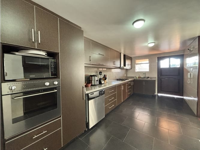 Casa de 4 alcobas en venta en Camino La Floresta, Chía, 250 m² · foto 8 de 24