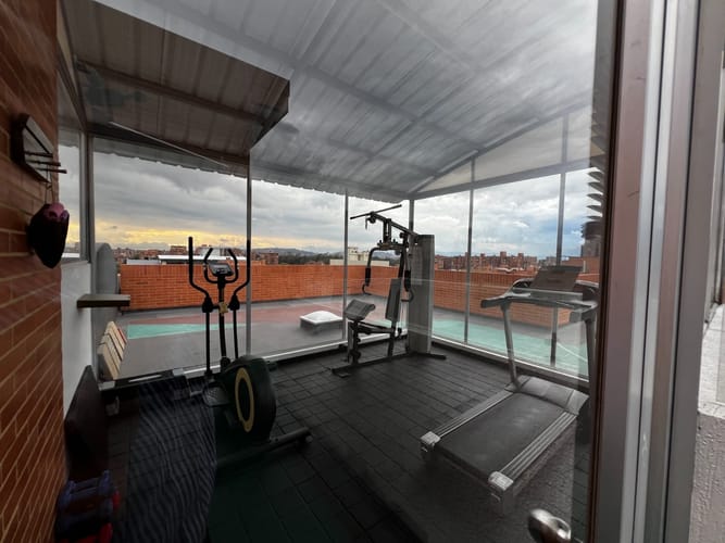 Apartamento de 2 alcobas en venta en Altos De Bella Suiza, Bogotá, 135 m² · foto 2 de 19