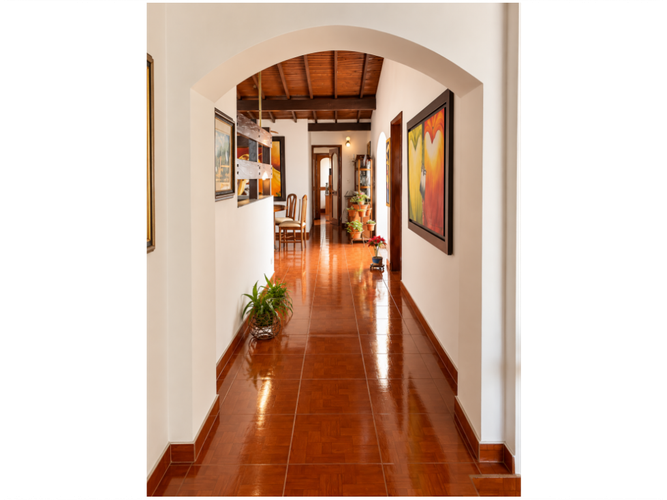 Casa de 3 alcobas en venta en La Almeria, Medellín, 201 m² · foto 4 de 12