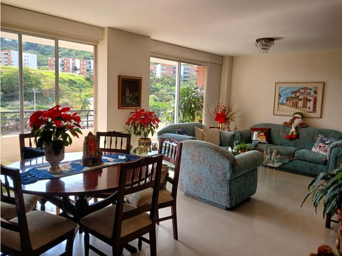 Apartamento de 3 alcobas en venta en Cristales, Cali, 126 m² · foto 2 de 24