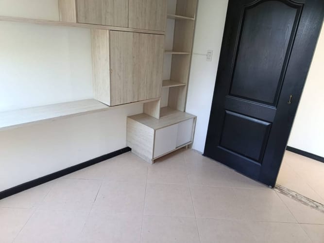 Apartamento de 2 alcobas en arriendo en Loma Del Indio, Medellín, 56 m² · foto 7 de 11
