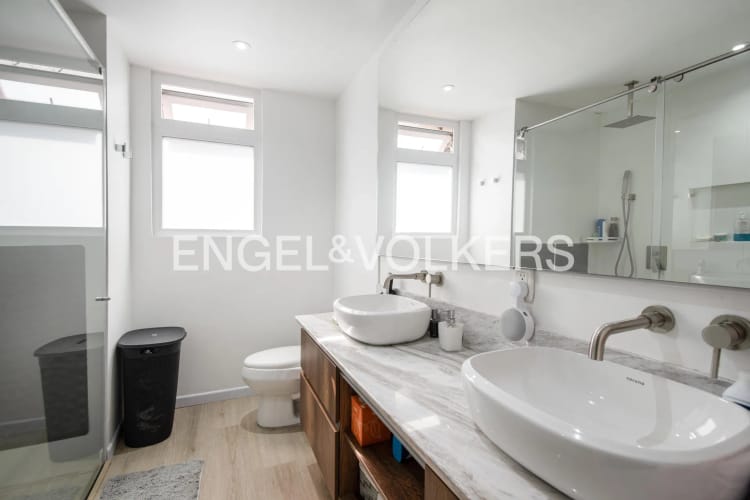 Apartamento de 3 alcobas en venta en Chico Norte, Bogotá, 148 m² · foto 8 de 17