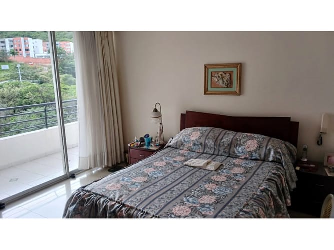 Apartamento de 3 alcobas en venta en Cristales, Cali, 126 m² · foto 9 de 24