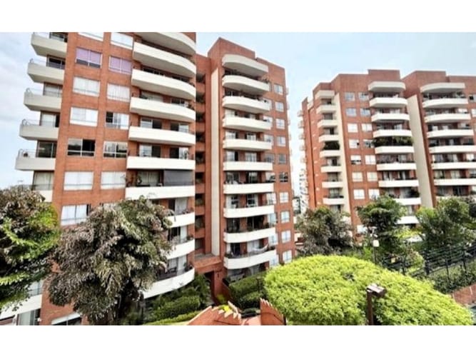 Apartamento de 3 alcobas en venta en Cristales, Cali, 126 m² · foto 16 de 24