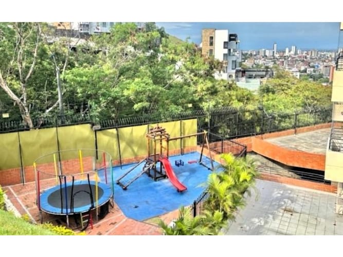 Apartamento de 3 alcobas en venta en Cristales, Cali, 126 m² · foto 21 de 24