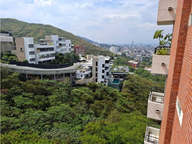 Apartamento de 3 alcobas en venta en Cristales, Cali, 126 m² · foto 22 de 24
