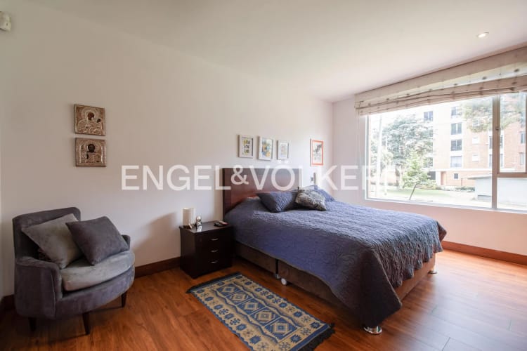 Apartamento de 3 alcobas en venta en Chicó Reservado, Bogotá, 165 m² · foto 13 de 15