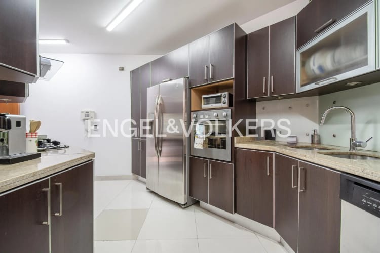 Apartamento de 3 alcobas en venta en Chicó Reservado, Bogotá, 165 m² · foto 7 de 15