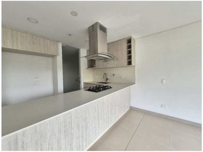 Apartamento de 3 alcobas en venta en La Inmaculada, Envigado, 101 m² · foto 4 de 16