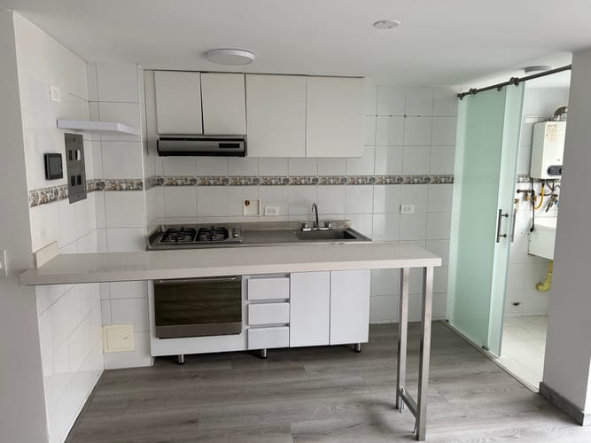 Apartamento de 3 alcobas en venta en Pasadena, Bogotá, 71 m² · foto 3 de 11