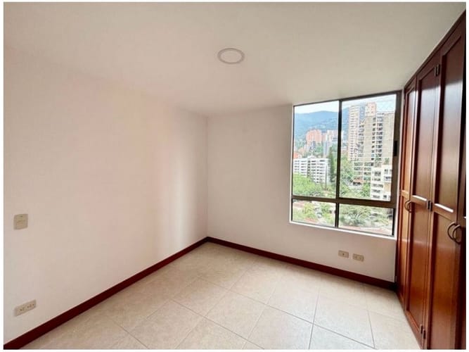Apartamento de 3 alcobas en venta en Los Parra, Medellín, 130 m² · foto 20 de 24
