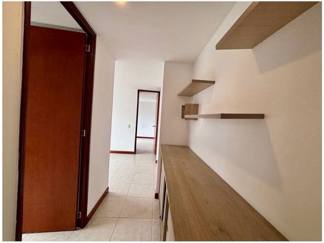 Apartamento de 3 alcobas en venta en Los Parra, Medellín, 130 m² · foto 23 de 24