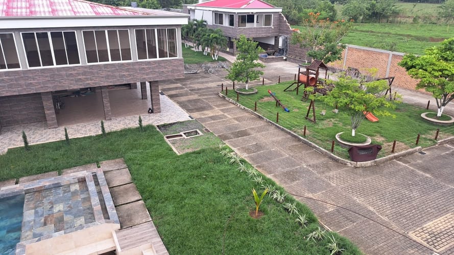 Finca en venta en Potrerito, Jamundí, 3285 m² · foto 13 de 14