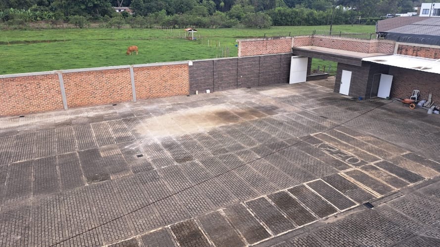 Finca en venta en Potrerito, Jamundí, 3285 m² · foto 14 de 14