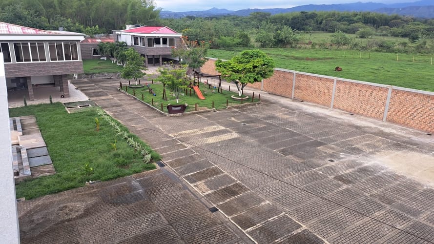 Finca en venta en Potrerito, Jamundí, 3285 m² · foto 12 de 14