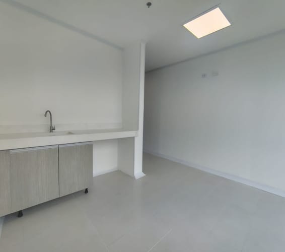 Consultorio en arriendo en Terrazas De Menzuli, Piedecuesta, 46 m² · foto 7 de 9