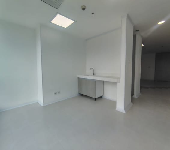 Consultorio en arriendo en Terrazas De Menzuli, Piedecuesta, 46 m² · foto 8 de 9