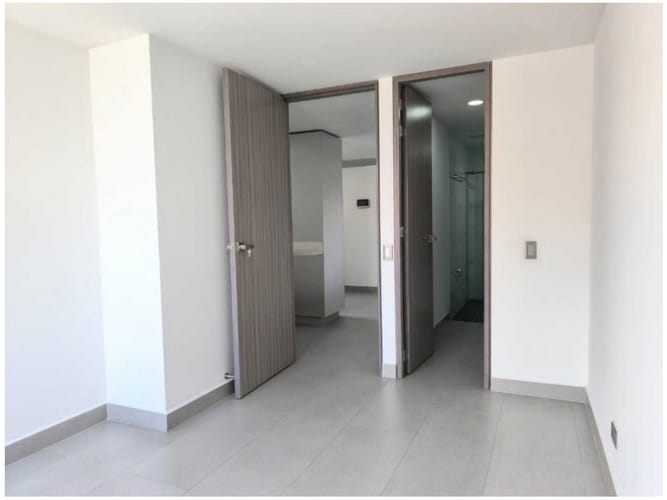 Apartamento de 3 alcobas en venta en La Castellana, Medellín, 104 m² · foto 5 de 9