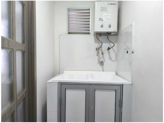 Apartamento de 3 alcobas en venta en La Castellana, Medellín, 104 m² · foto 9 de 9
