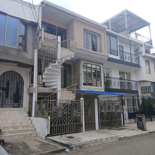 Casa de 8 alcobas en venta en Caney, Cali, 270 m² · foto 4 de 9