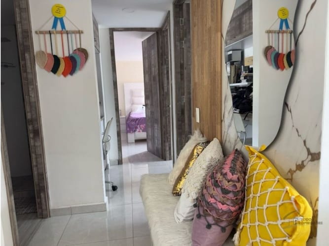 Apartamento de 3 alcobas en venta en La Paz, Envigado, 78 m² · foto 7 de 13