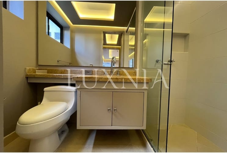 Apartamento de 3 alcobas en venta en Chicó Alto, Bogotá, 318 m² · foto 15 de 20
