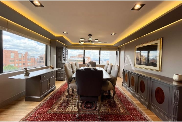 Apartamento de 3 alcobas en venta en Chicó Alto, Bogotá, 318 m² · foto 4 de 20