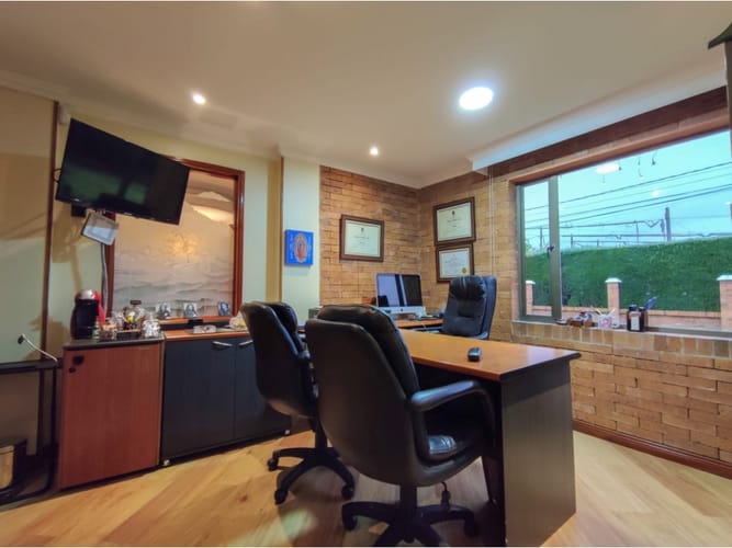 Casa de 4 alcobas en venta en Delicias, Chía, 450 m² · foto 8 de 24